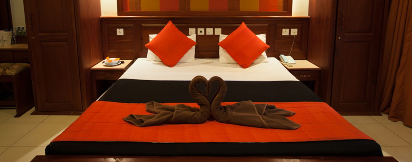 Bedding in the Deluxe Room at Pelwehera Village Resort Dambulla Bedding in the Deluxe Room at Pelwehera Village Resort Dambulla