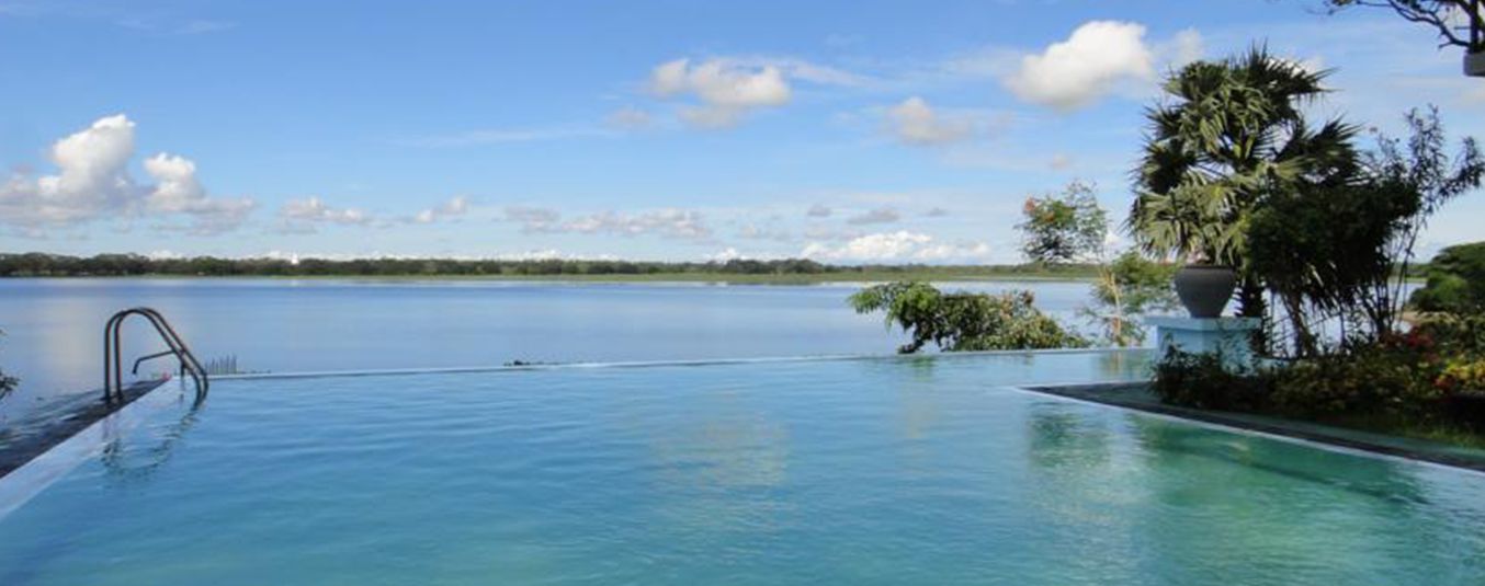 Infinity Pool Overlooking Tissa Lake at Oak Ray Lake Resort