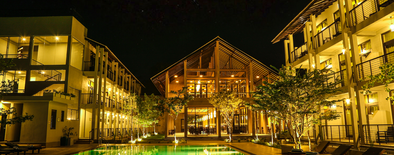 Night View of Oak Ray Wild Yala Night View of Oak Ray Wild Yala